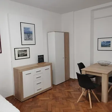New Episode - With Private Parking Apartment Ljubljana